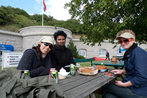 Sail to Flakfortet, mandatory activity